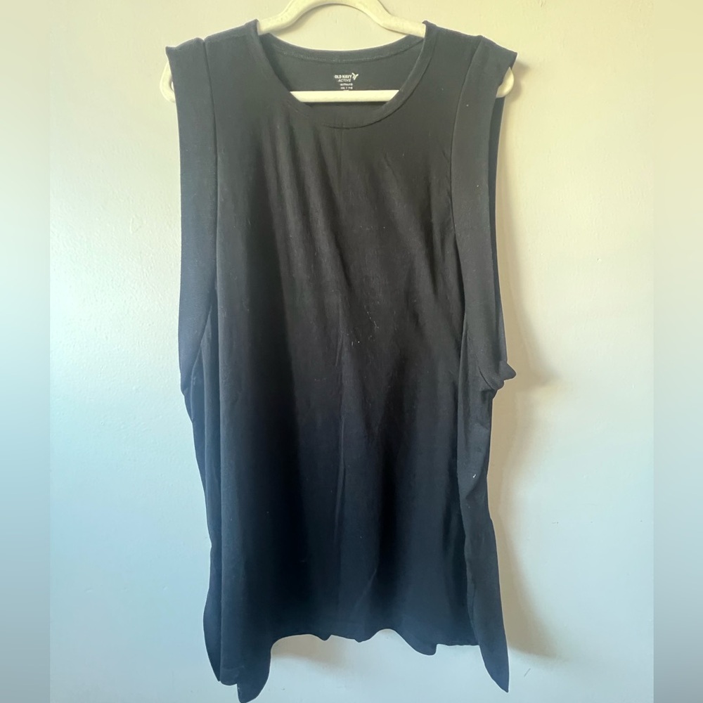 Old Navy Mauve Muscle Tee